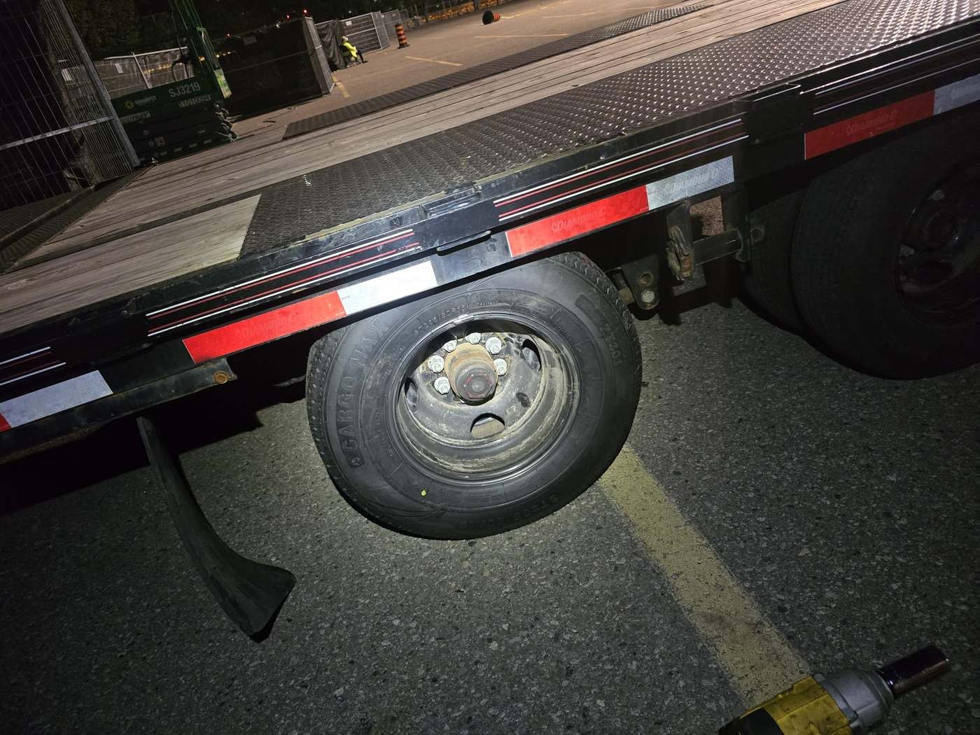 Mobile truck trailer tire replacement at night in the GTA